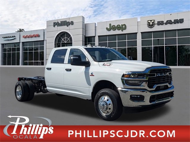 New 2026 RAM 3500 Tradesman w/ Chrome Appearance Group