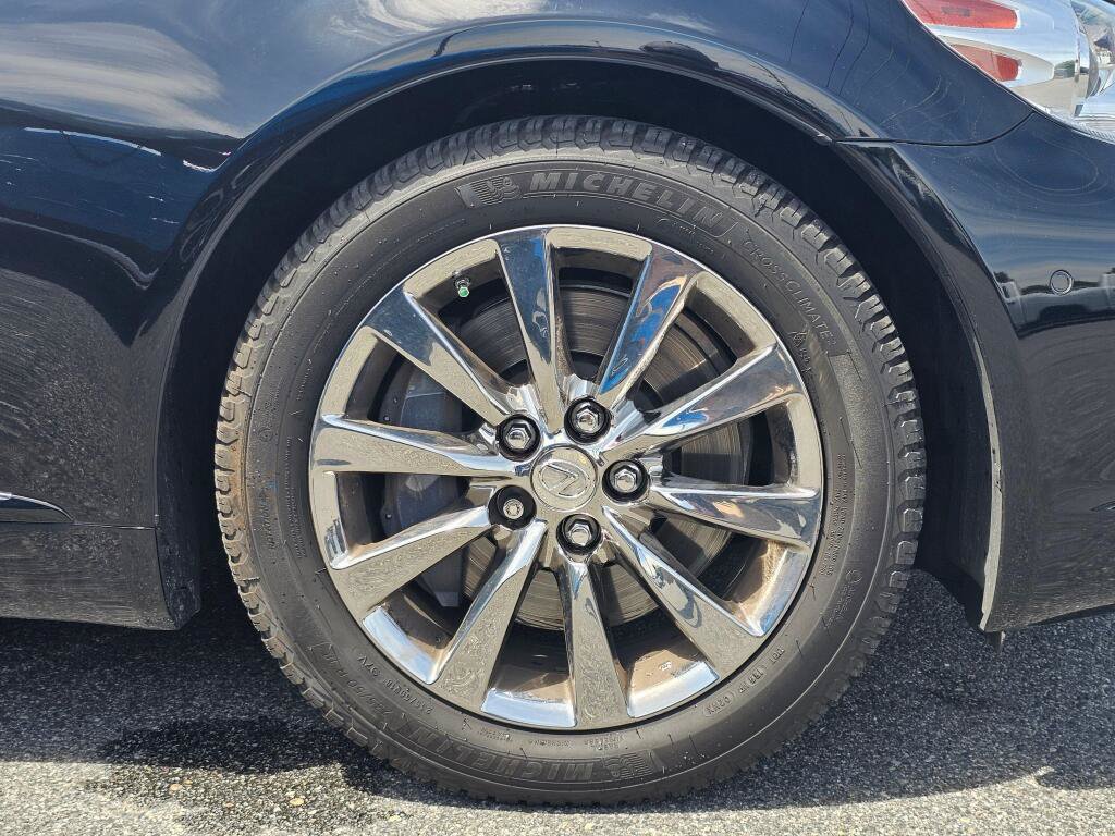Used 2012 Lexus LS 460 AWD w/ Luxury Value Edition image 9