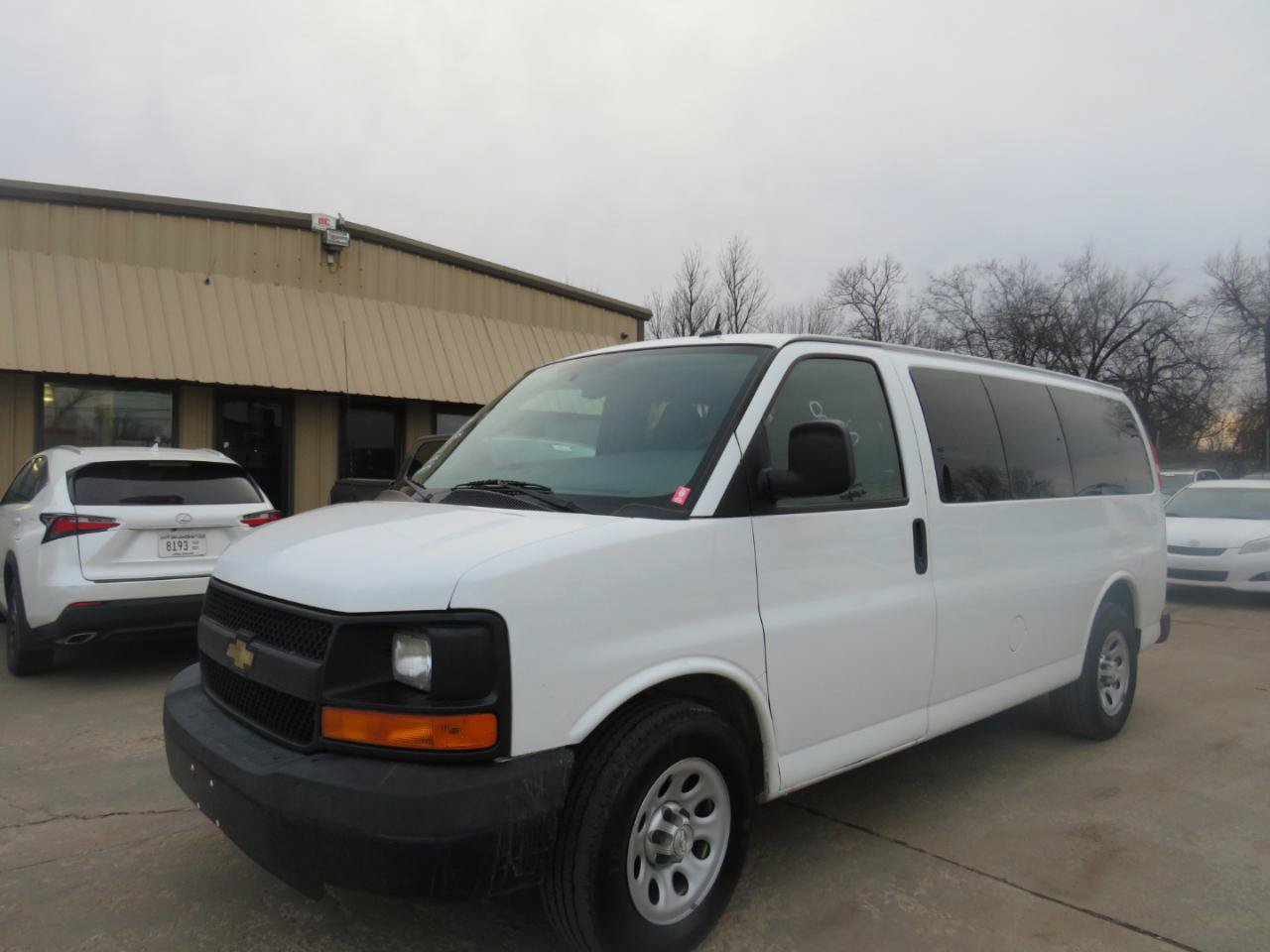 Used 2014 Chevrolet Express 1500 LS RWD image 9