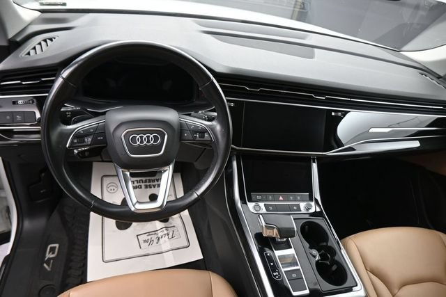 Used 2021 Audi Q7 3.0T Premium w/ Convenience Package AWD/4WD image 22