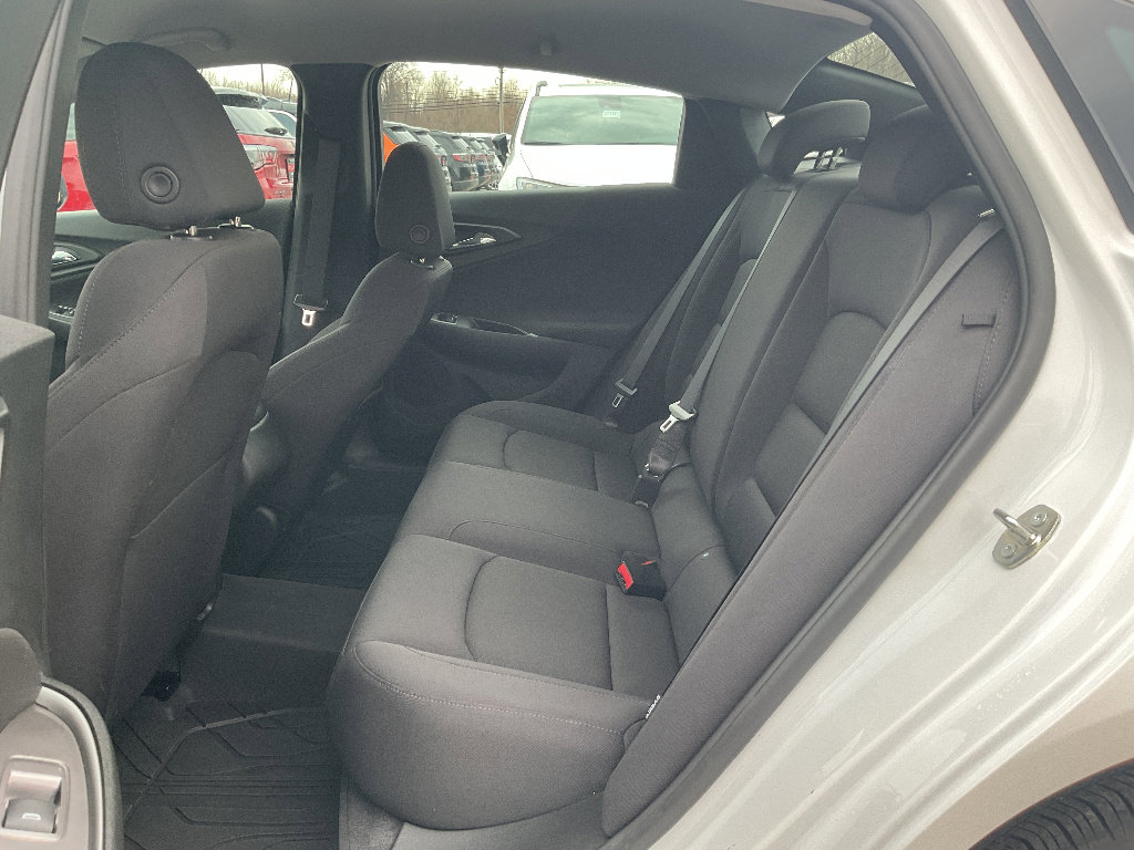 Used 2023 Chevrolet Malibu RS w/ LPO, Floor Liner Package image 9