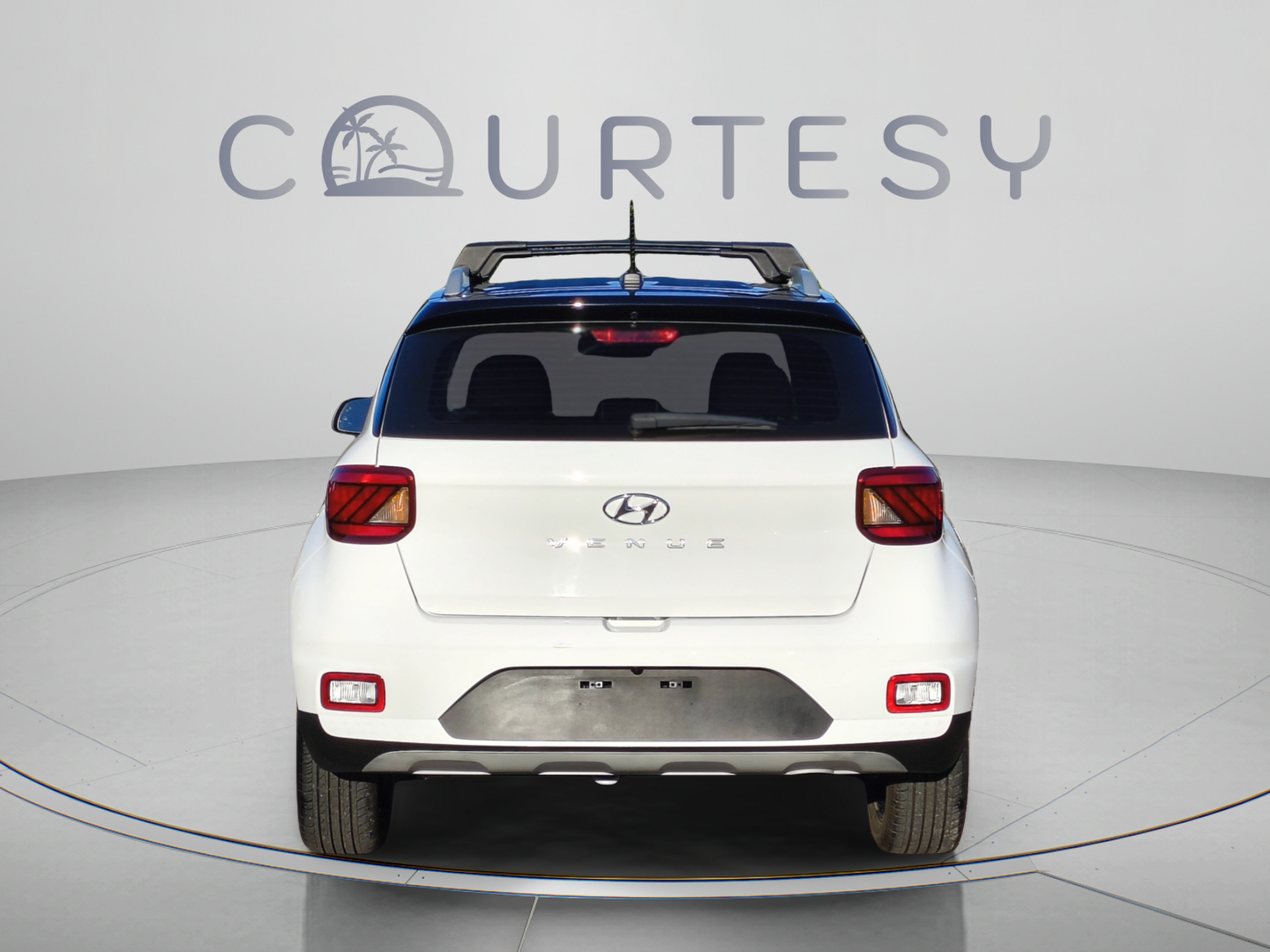 Certified 2023 Hyundai Venue Limited FWD image 4