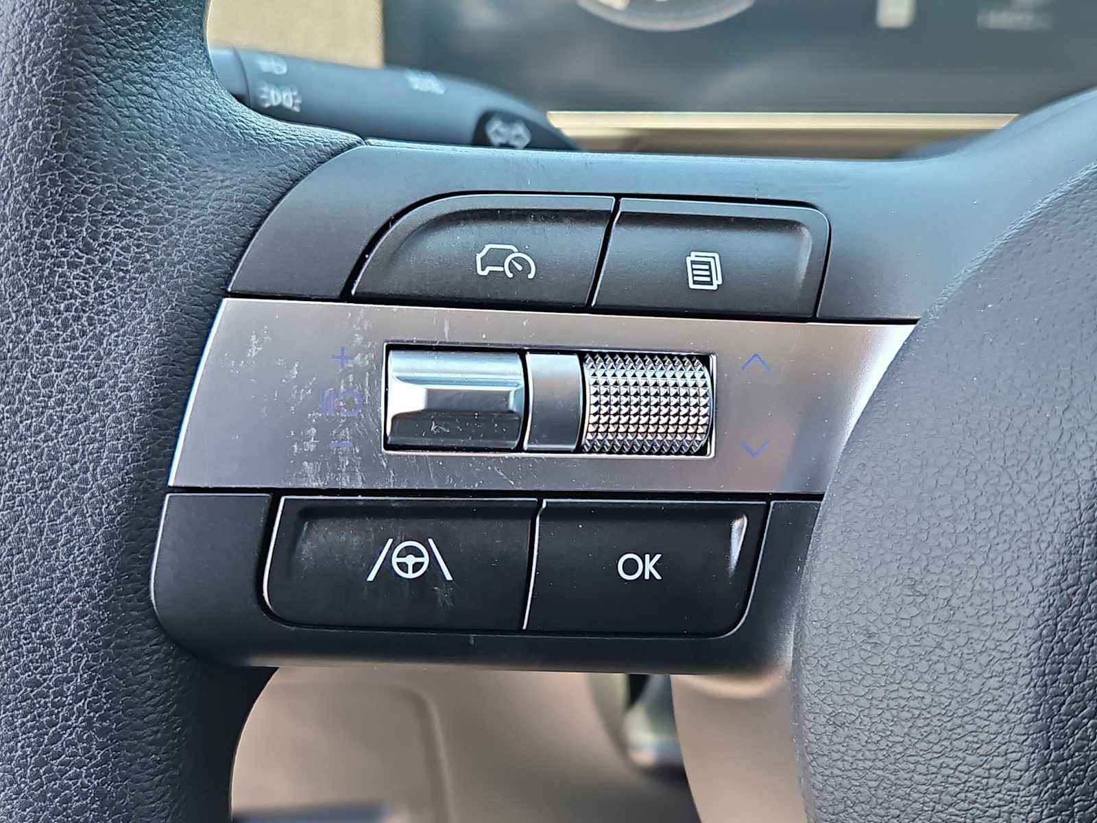 Certified 2024 Hyundai Kona SE FWD image 23