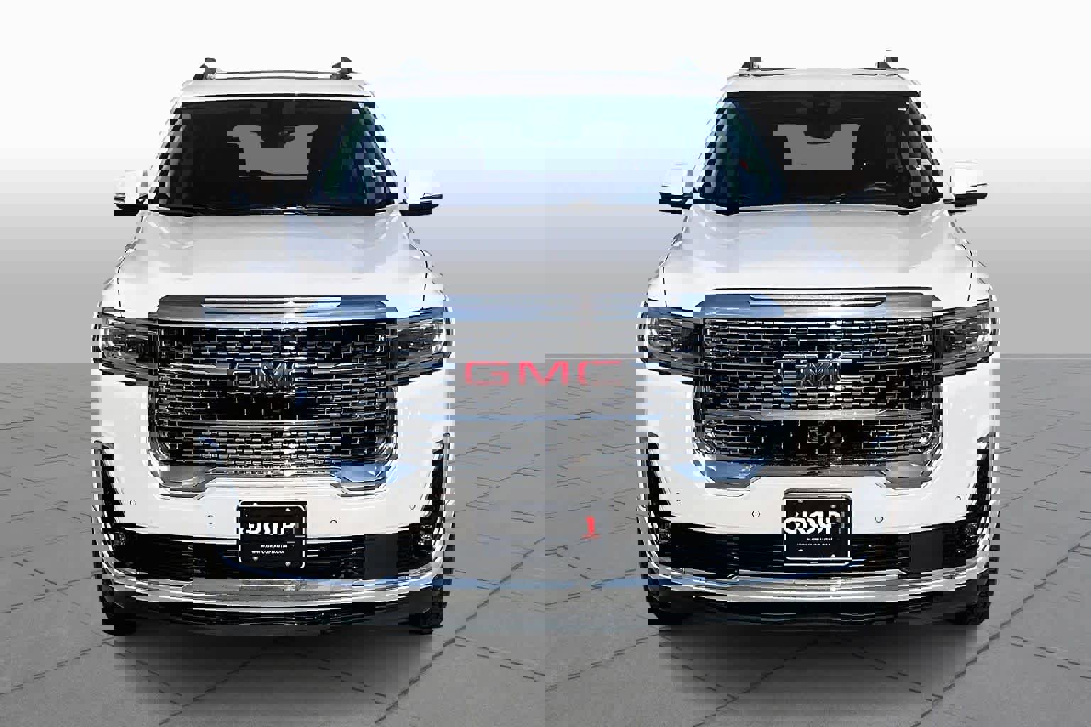 Certified 2023 GMC Acadia Denali w/ Denali Ultimate Package image 3