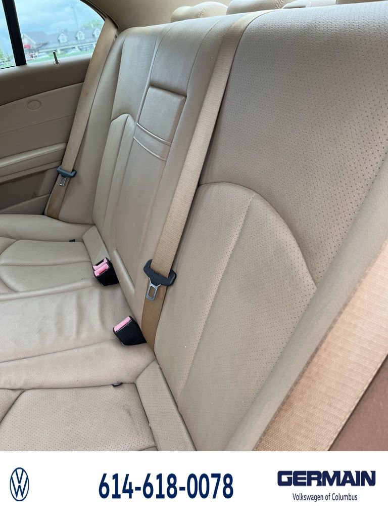 Used 2009 Mercedes-Benz E 350 4MATIC Sedan image 18