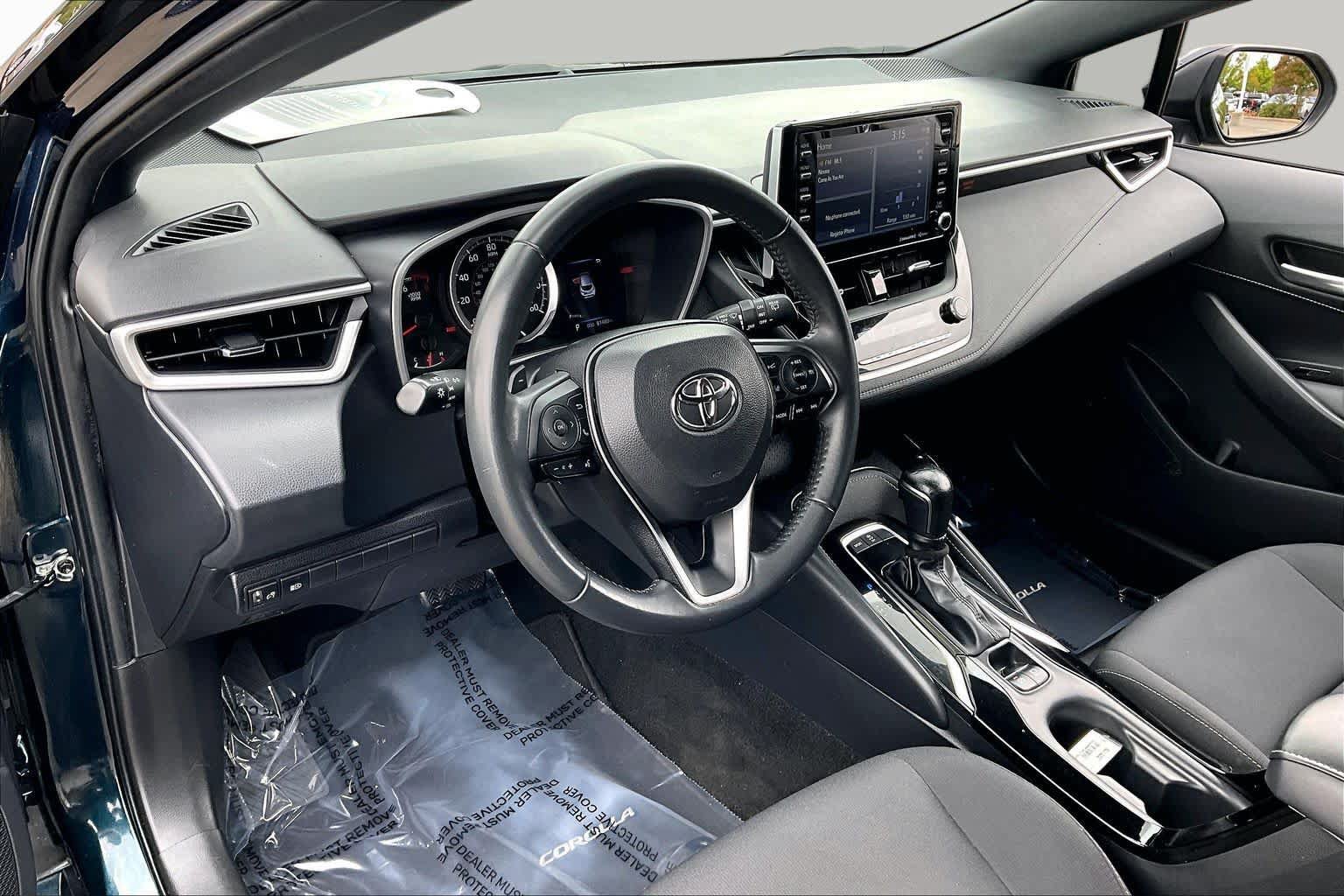 Certified 2022 Toyota Corolla SE w/ SE Preferred Package FWD image 17