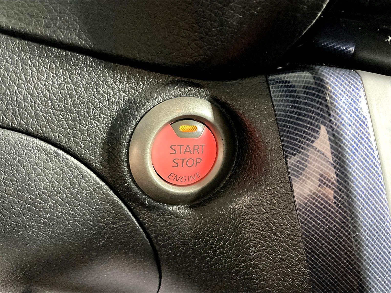 Used 2017 Nissan Sentra SR w/ Driver's Assist Package FWD image 37