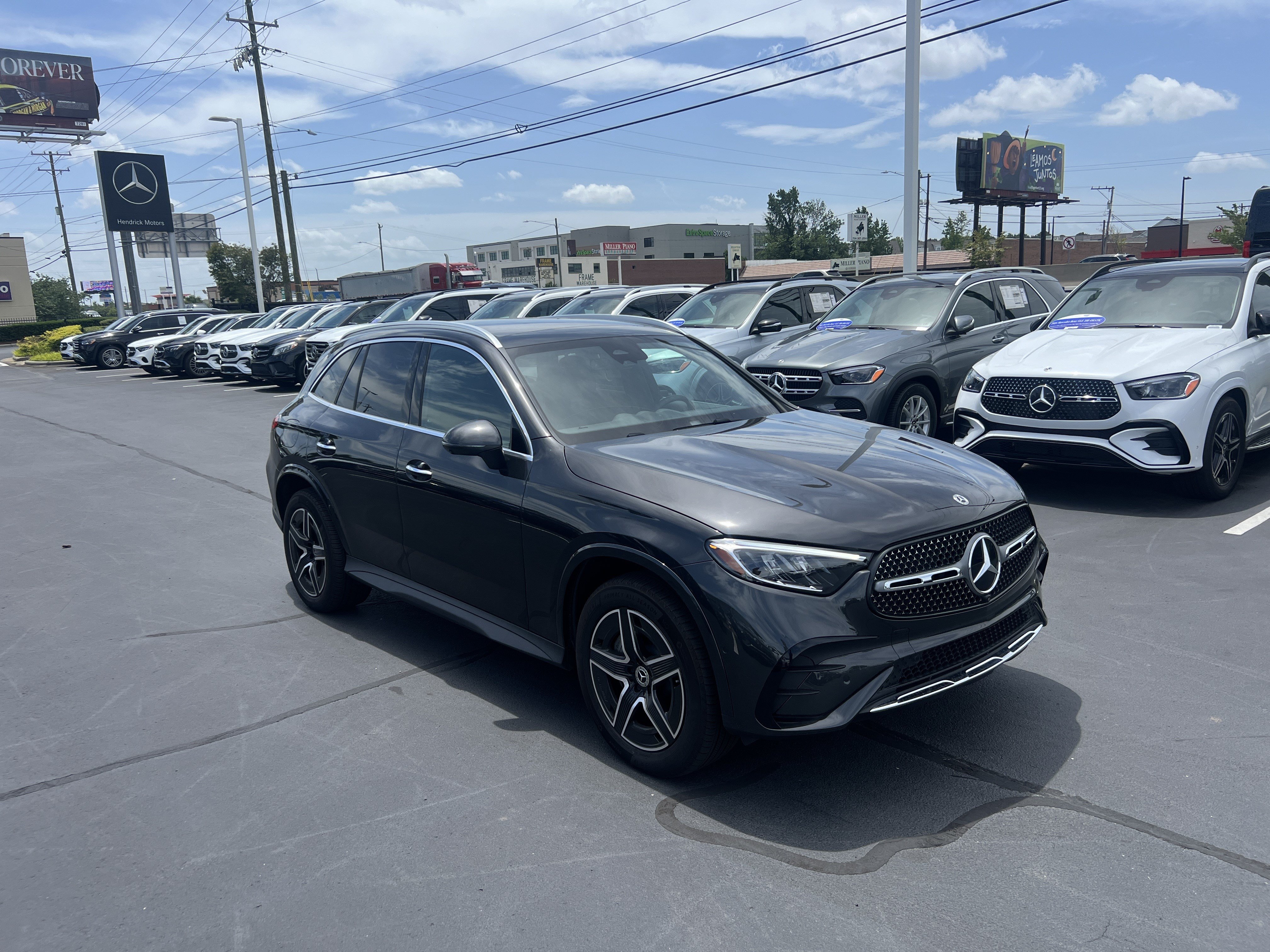 Certified 2025 Mercedes-Benz GLC 300 4MATIC image 39