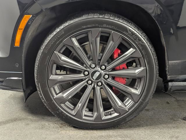 Used 2025 Cadillac Escalade V image 8