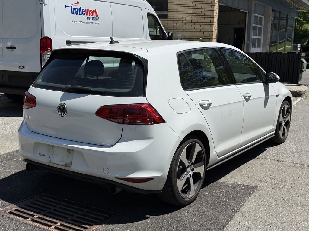 Used 2016 Volkswagen GTI S FWD image 3