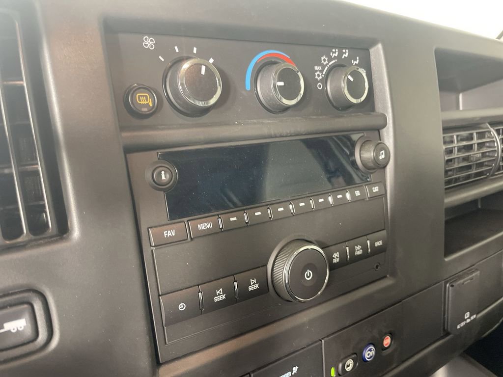New 2025 GMC Savana 3500 Extended w/ Driver Convenience Package image 16