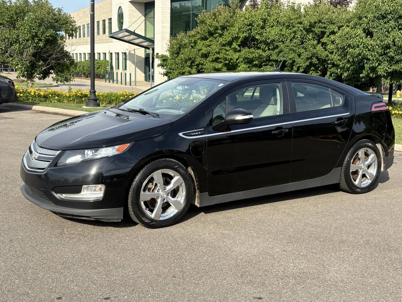 Used 2013 Chevrolet Volt Premium w/ Premium Trim Package image 15