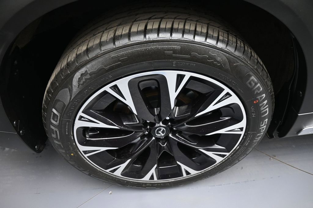 Used 2024 MAZDA CX-90 Plug-In Hybrid w/ Premium Pkg AWD/4WD image 12