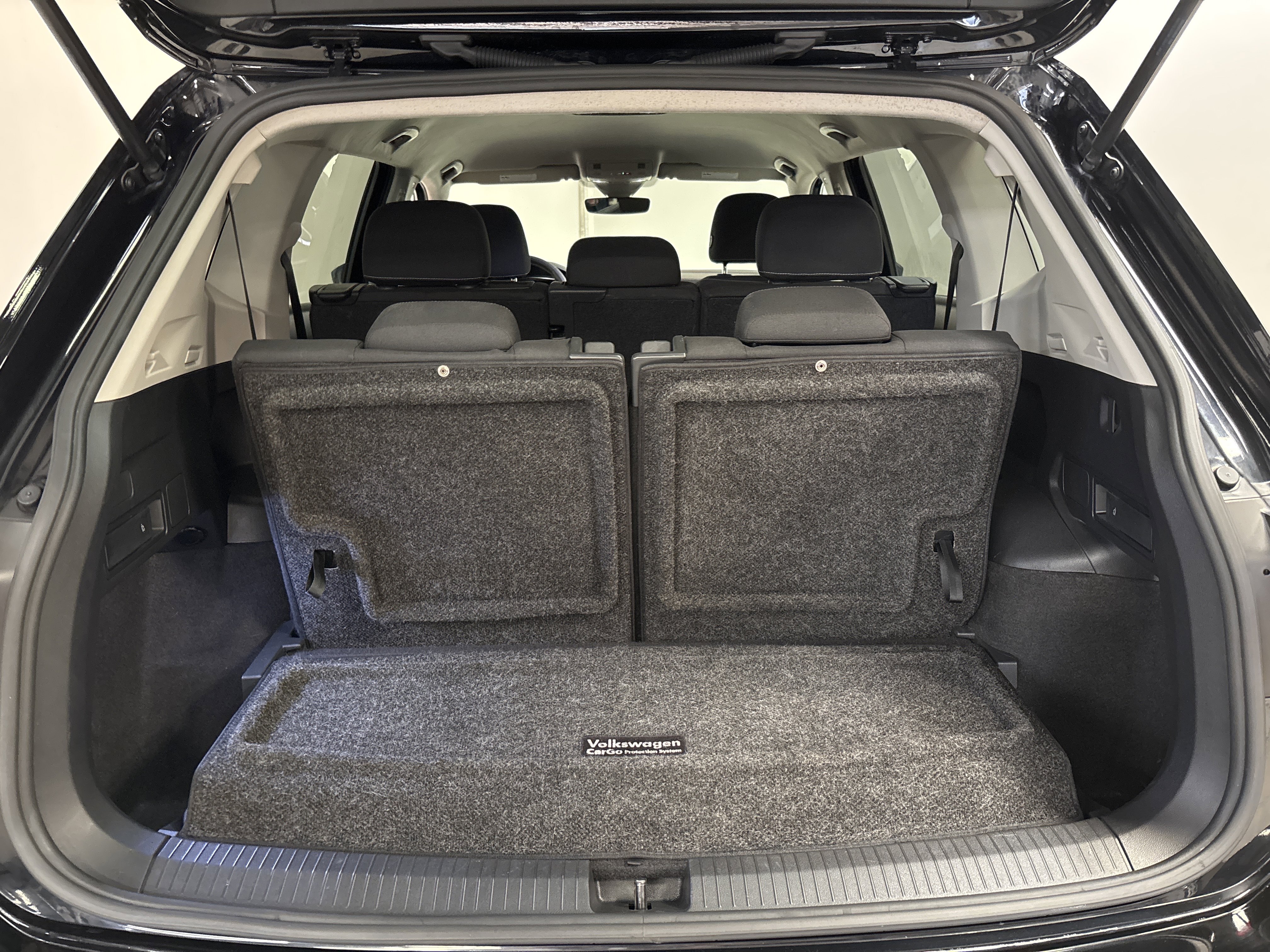 Used 2022 Volkswagen Tiguan S w/ IQ.Drive Package FWD image 26