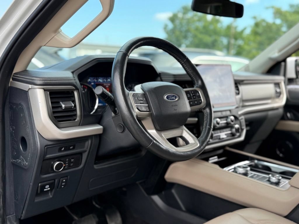 Certified 2023 Ford Expedition XLT AWD/4WD image 11