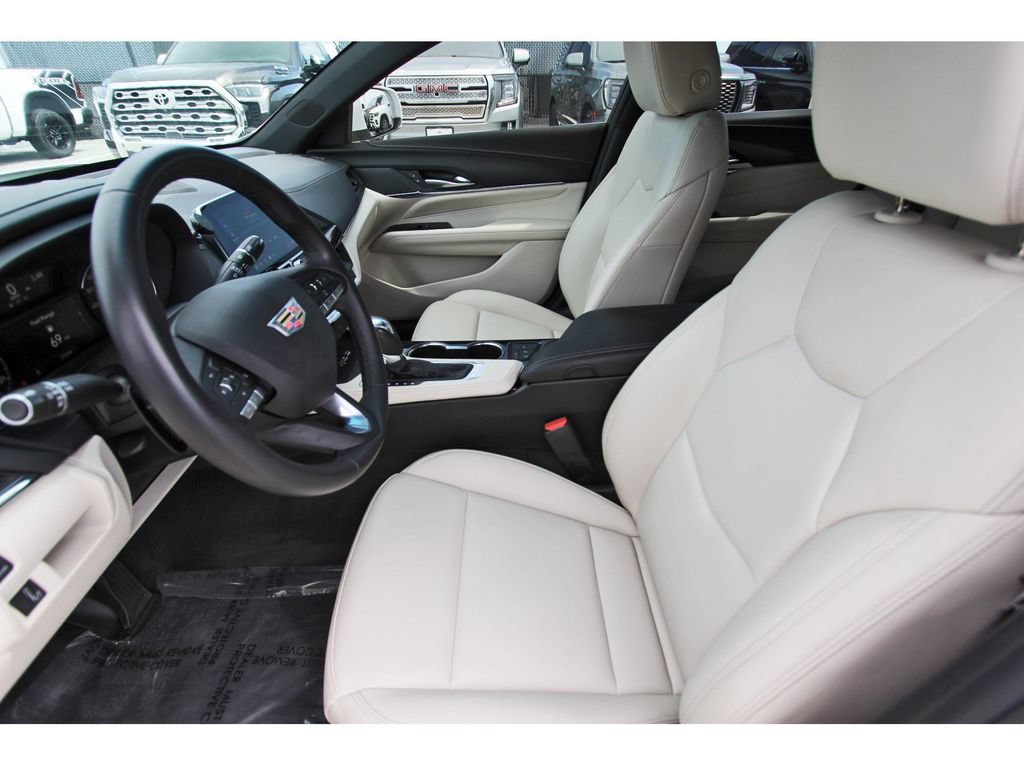 Used 2024 Cadillac CT4 Luxury RWD image 6