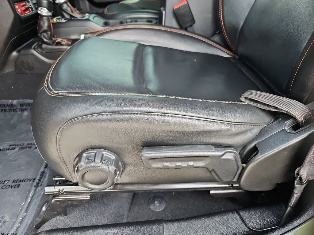 Used 2023 Jeep Gladiator Mojave w/ LED Lighting Group AWD/4WD image 18
