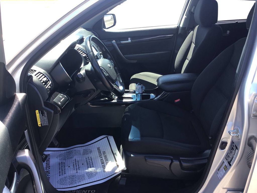 Used 2014 Kia Sorento LX AWD/4WD image 7