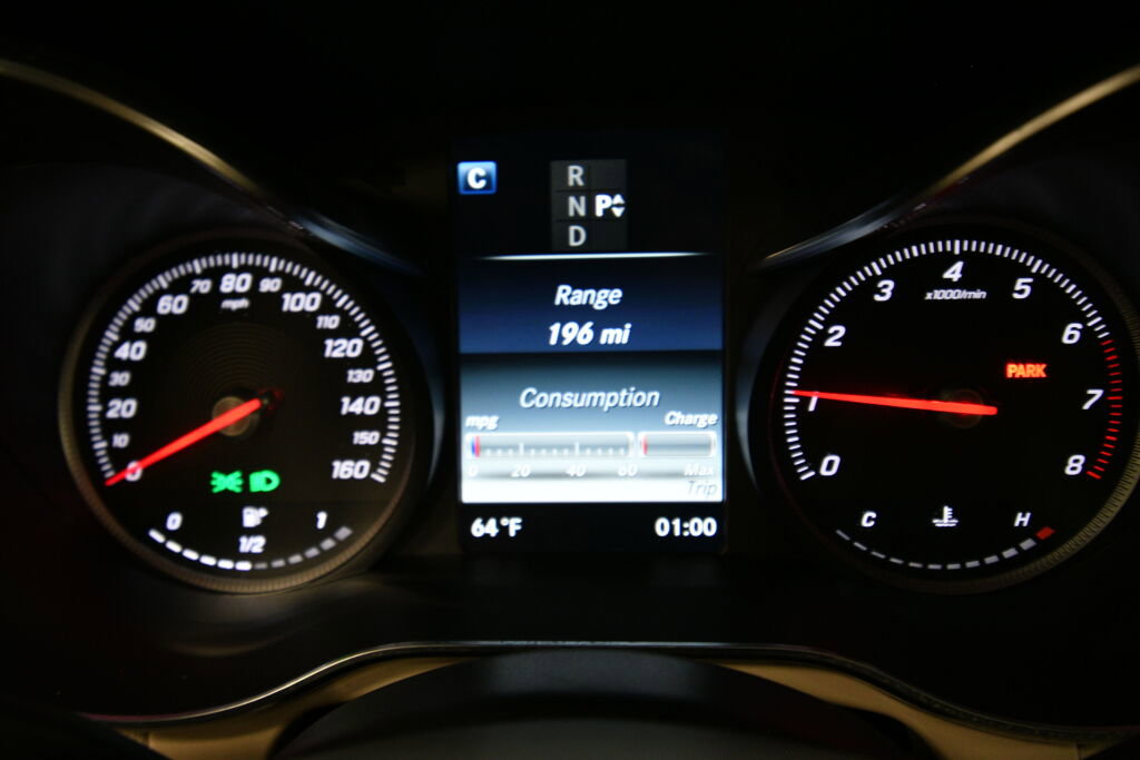 Used 2018 Mercedes-Benz GLC 300 4MATIC image 13