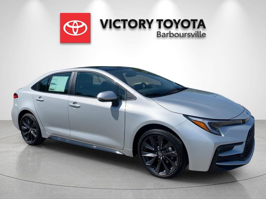 Used 2026 Toyota Corolla SE FWD image 5