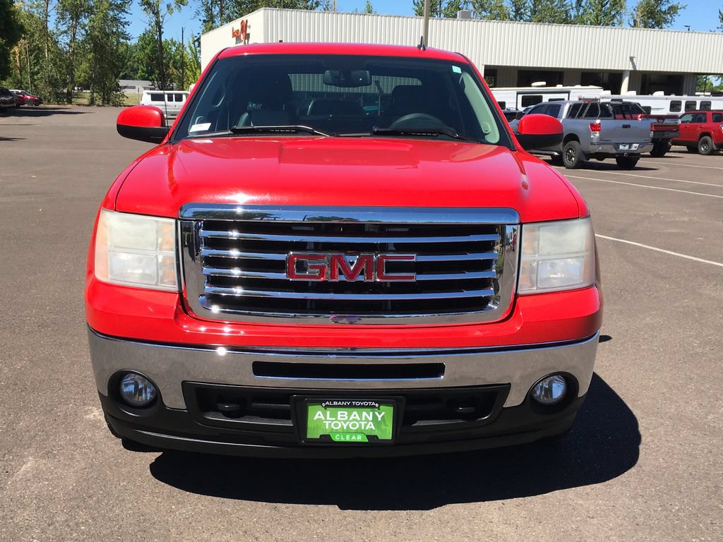 Used 2013 GMC Sierra 1500 SLT w/ All-Terrain Package AWD/4WD image 11