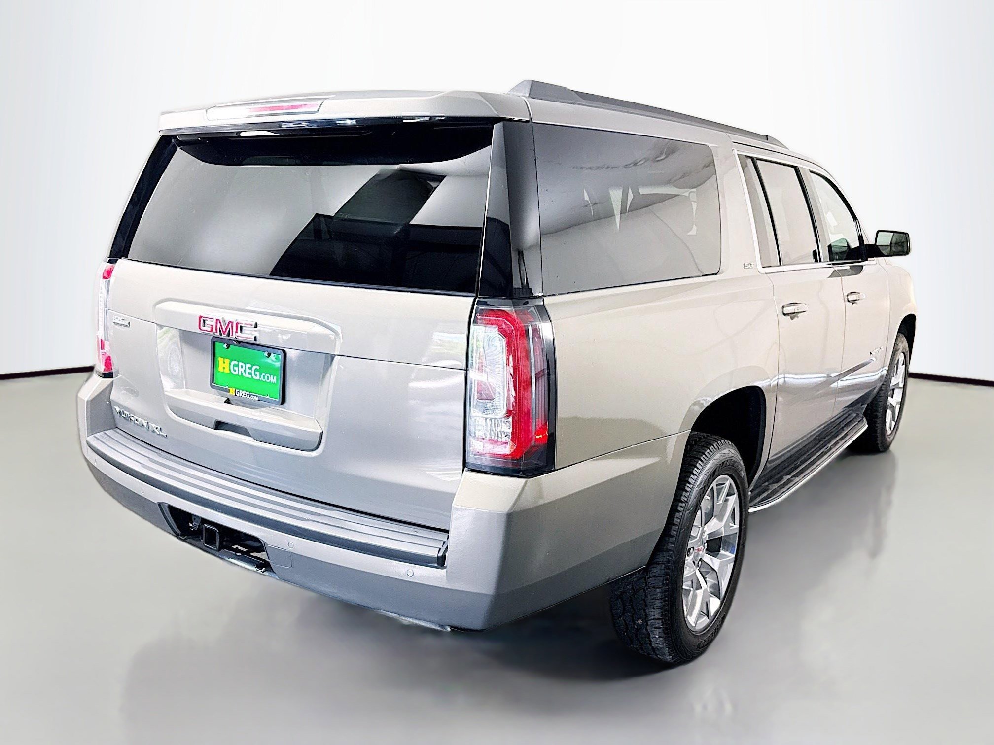 Used 2019 GMC Yukon XL SLT w/ Open Road Package image 10