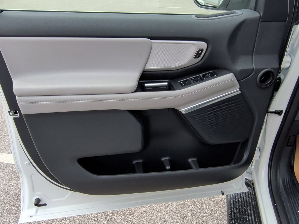 New 2027 Ford Expedition Active RWD image 10