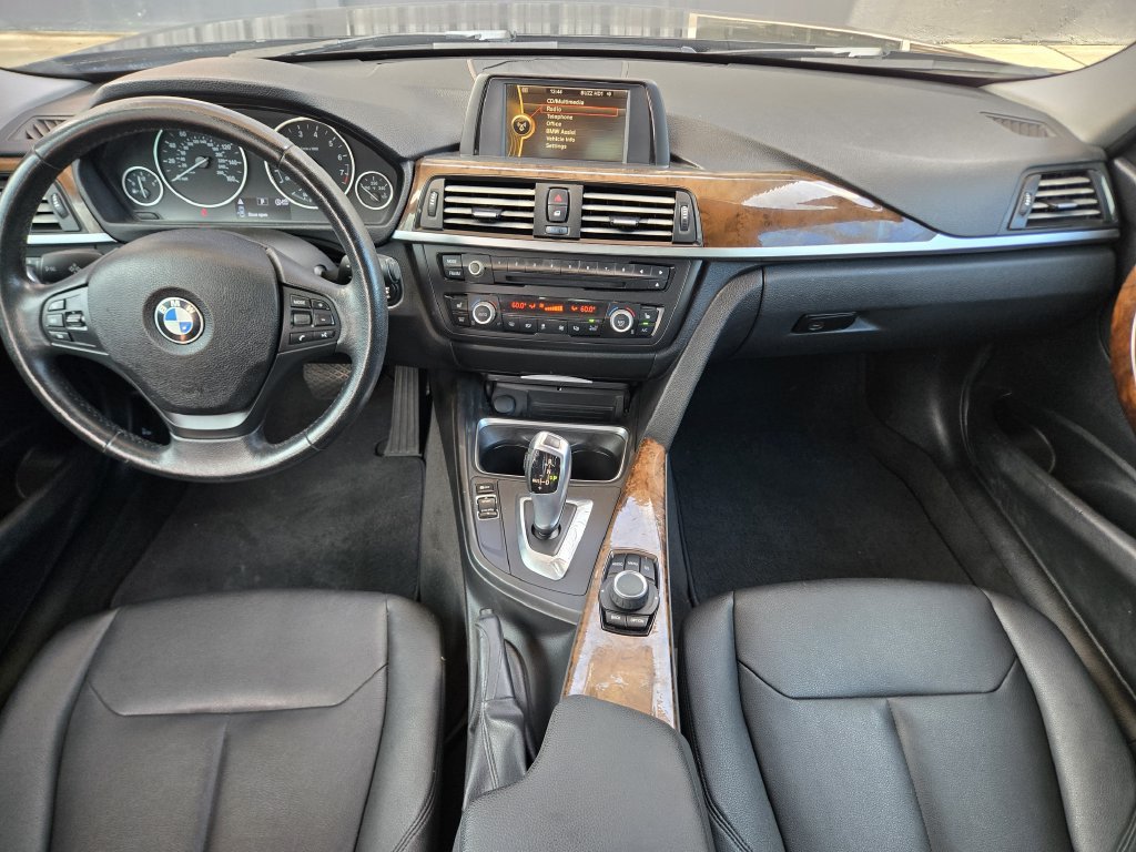 Used 2013 BMW 328i Sedan RWD image 12