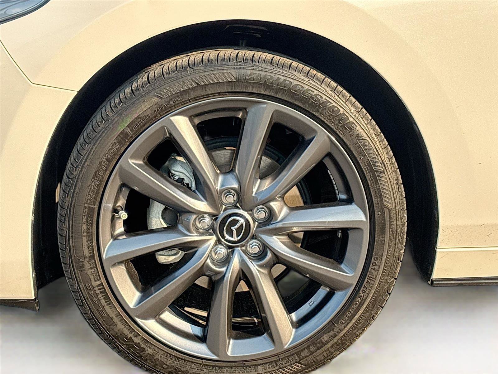 Used 2023 MAZDA MAZDA3 s image 35