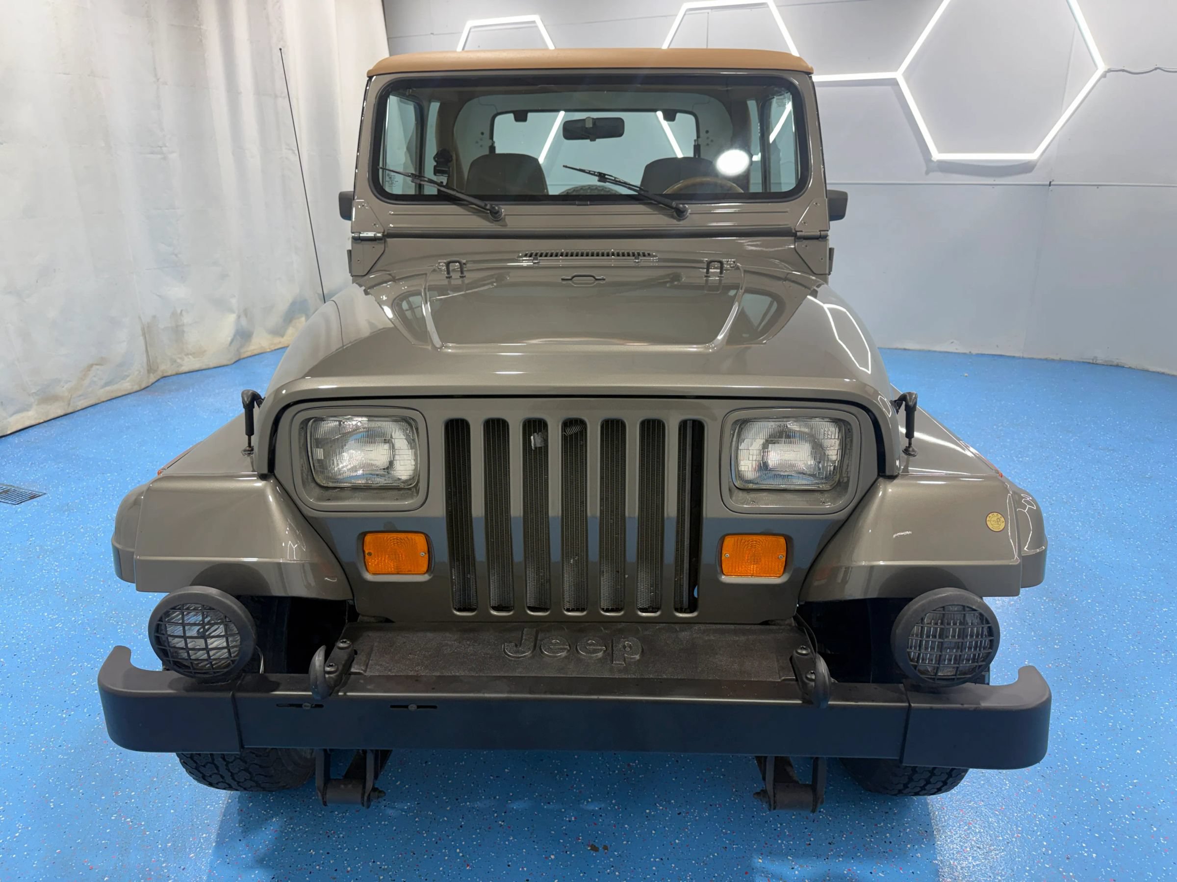 Used 1988 Jeep Wrangler Sahara AWD/4WD image 2