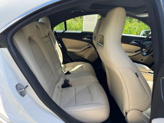Used 2019 Mercedes-Benz CLA 250 4MATIC image 17