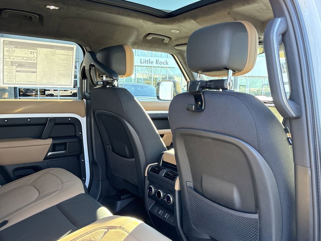 New 2026 Land Rover Defender 110 V8 image 15