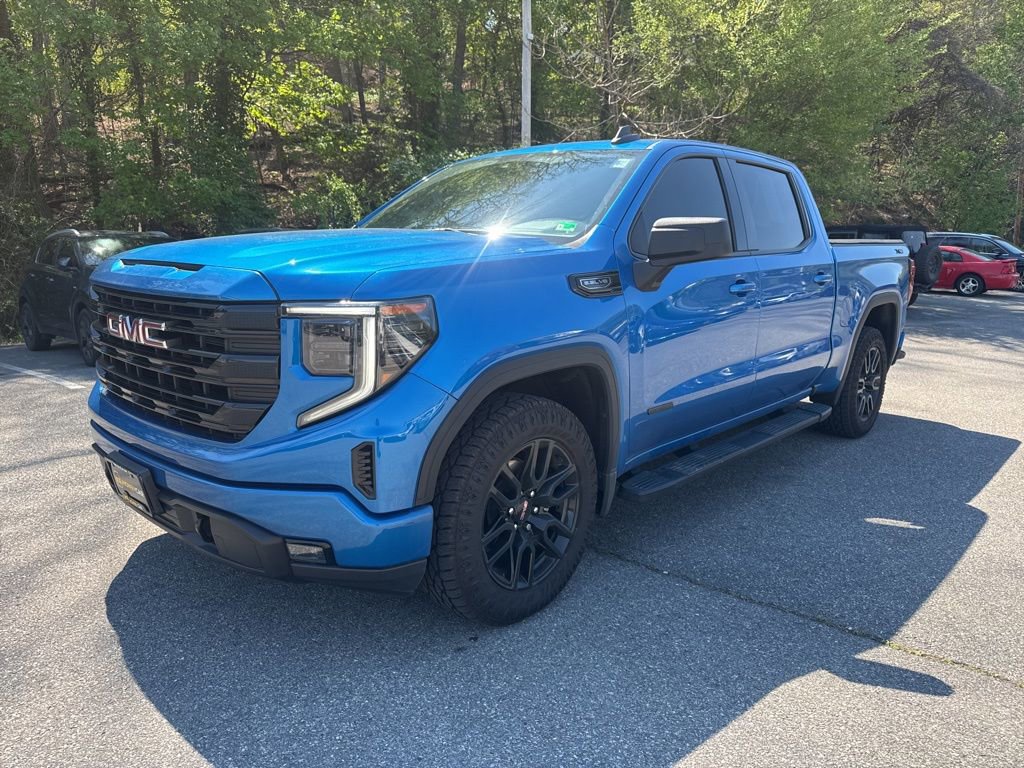 Used 2022 GMC Sierra 1500 Elevation image 3