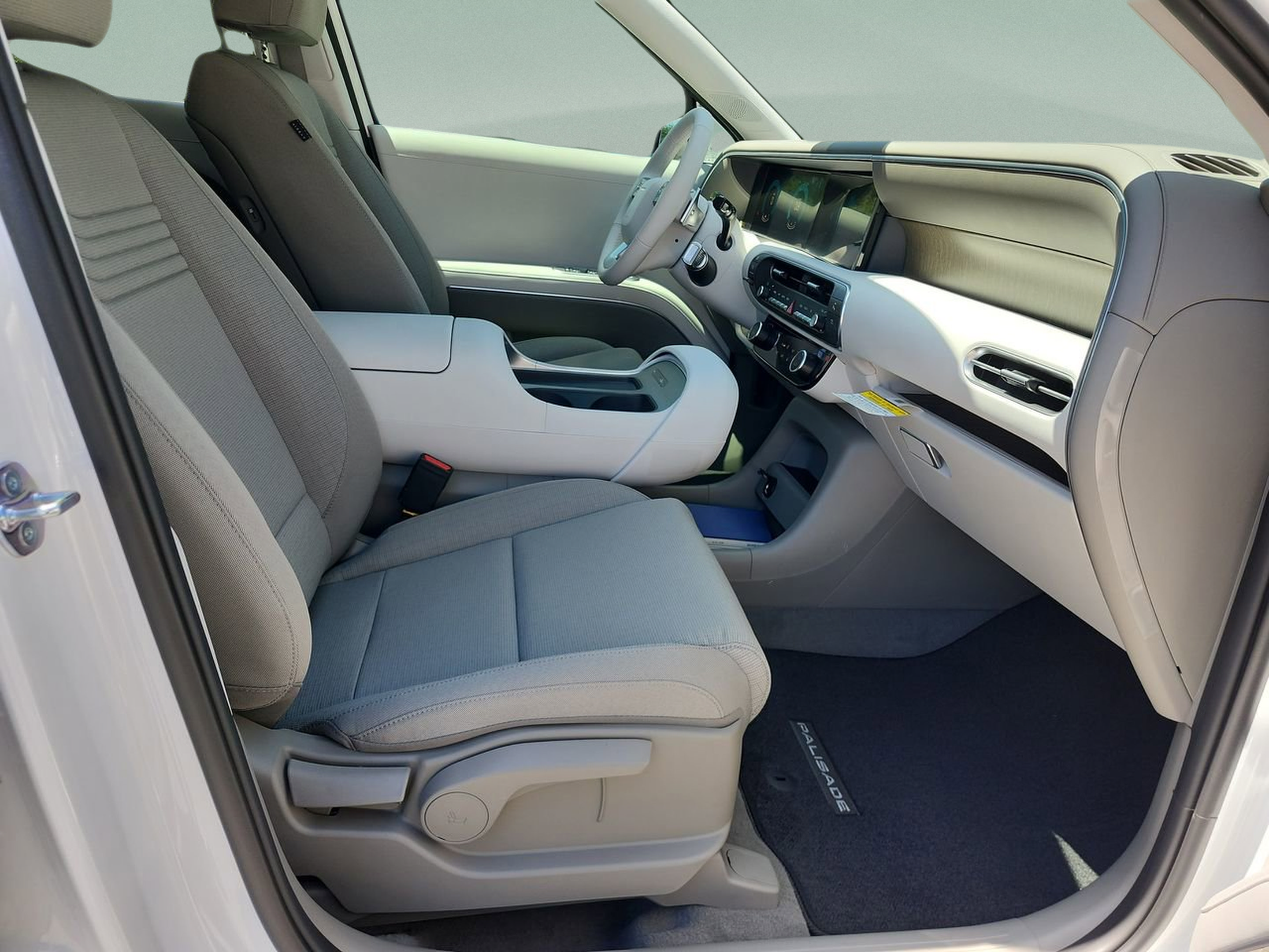 New 2026 Hyundai Palisade SE FWD image 18
