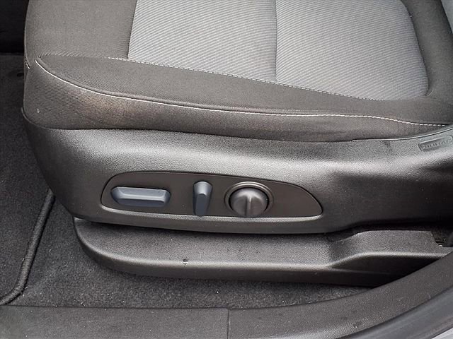 Used 2023 Chevrolet Blazer LT w/ Driver Confidence Package image 4