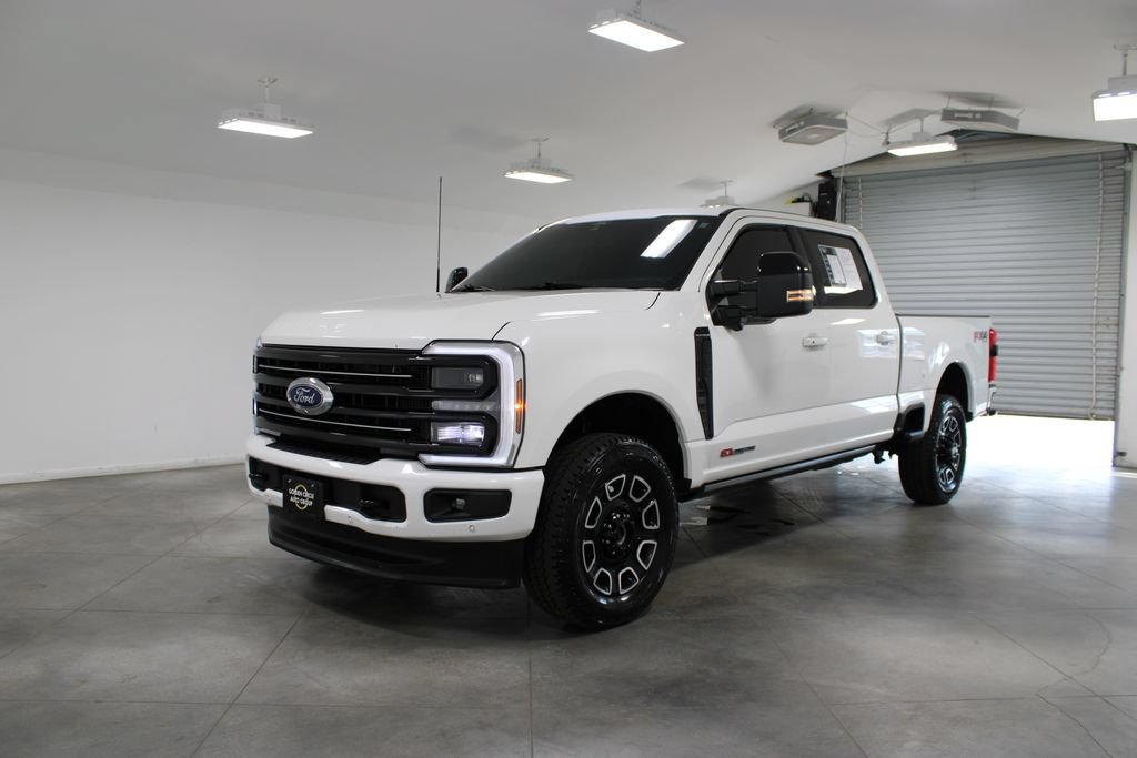 Used 2026 Ford F250 Platinum AWD/4WD image 4
