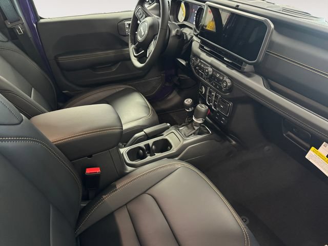 New 2026 Jeep Gladiator Sport AWD/4WD image 4