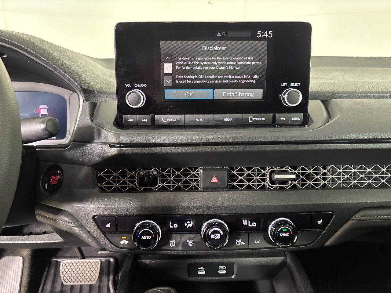 Used 2025 Honda Accord SE image 17