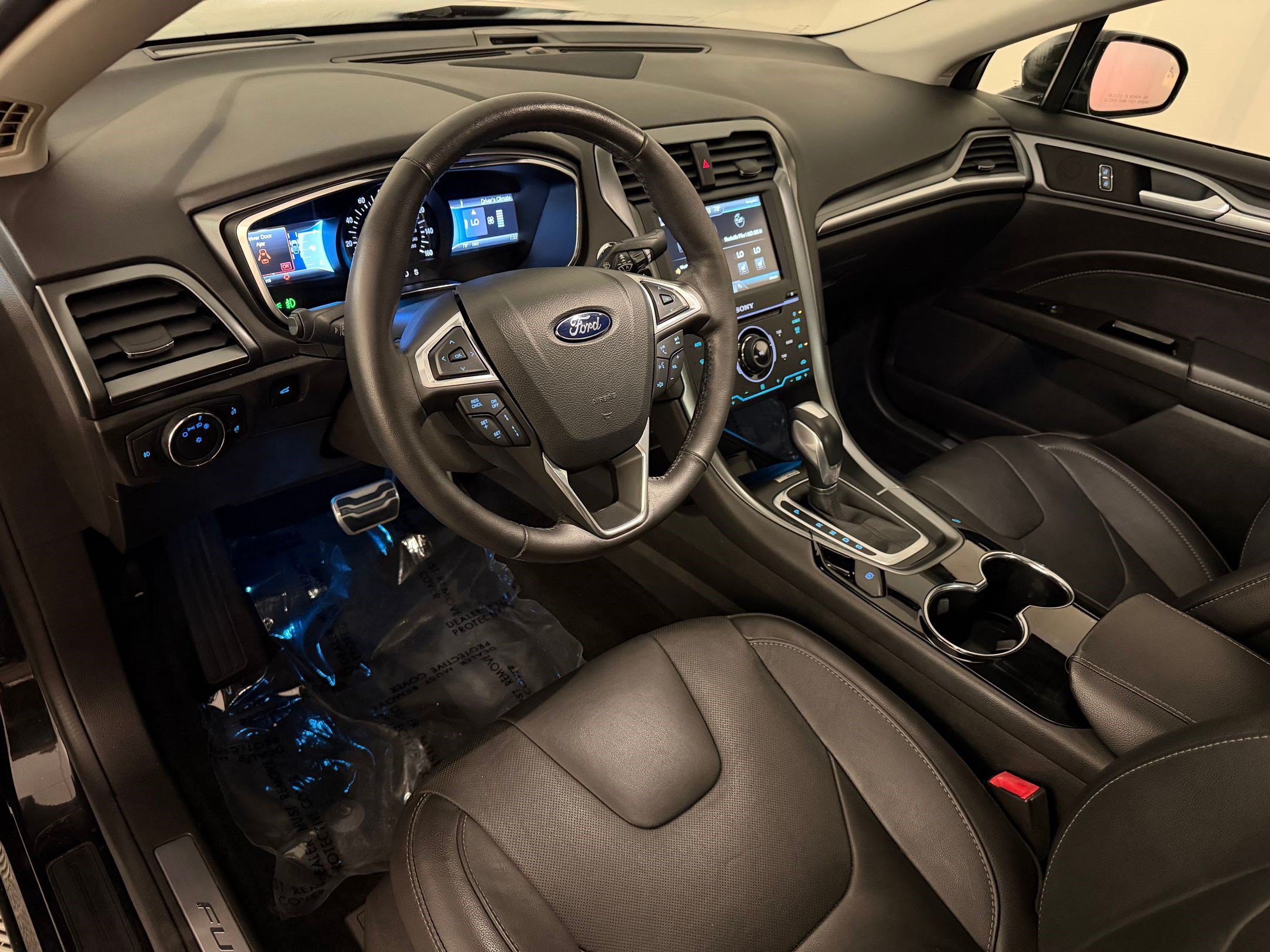 Used 2014 Ford Fusion Titanium AWD/4WD image 4