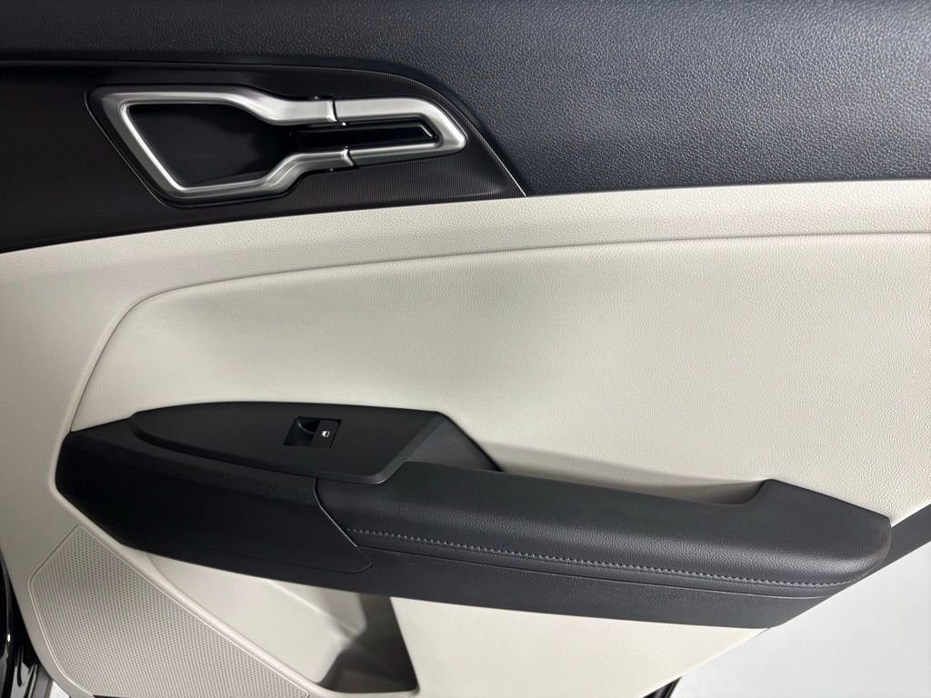 New 2026 Kia Sportage EX AWD/4WD image 15