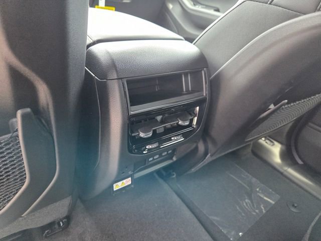 New 2026 Jeep Grand Cherokee Altitude RWD image 6