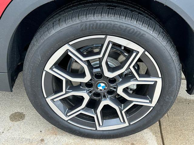 Used 2026 BMW X2 xDrive28i AWD/4WD image 32