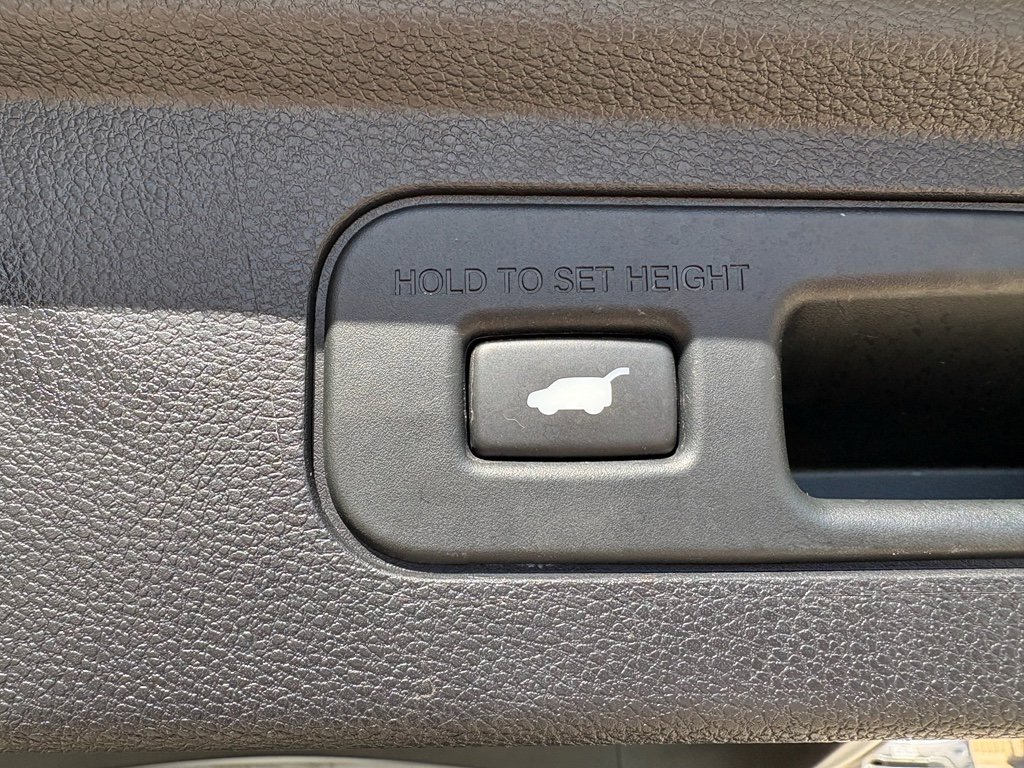 Certified 2024 Honda Odyssey Elite image 34