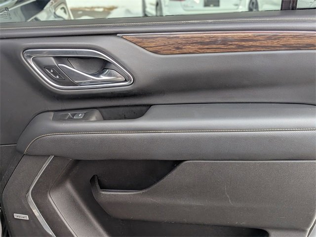 Used 2021 Chevrolet Suburban Premier w/ Premium Package image 35