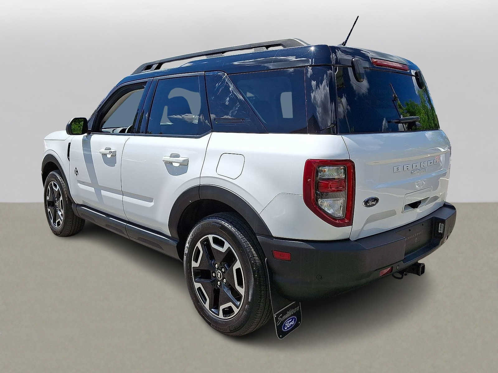Used 2022 Ford Bronco Sport Outer Banks w/ Tech Package AWD/4WD image 28