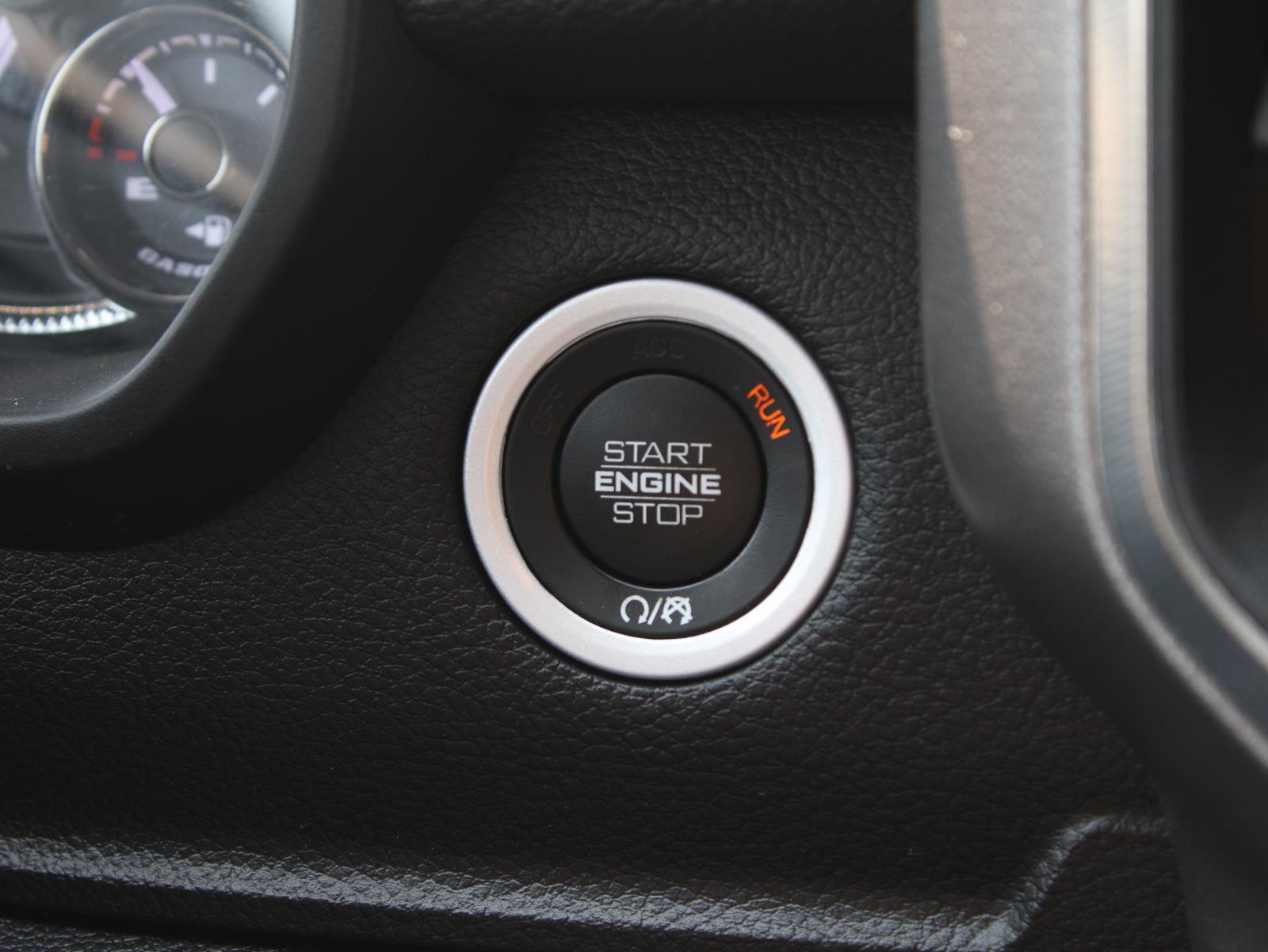 Used 2021 RAM 1500 Rebel image 28