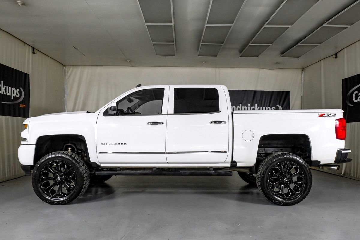 Used 2018 Chevrolet Silverado 1500 LTZ Z71 w/ LTZ Plus Package AWD/4WD image 11