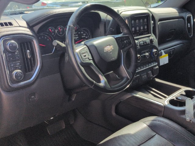 Used 2020 Chevrolet Silverado 1500 LTZ AWD/4WD image 13