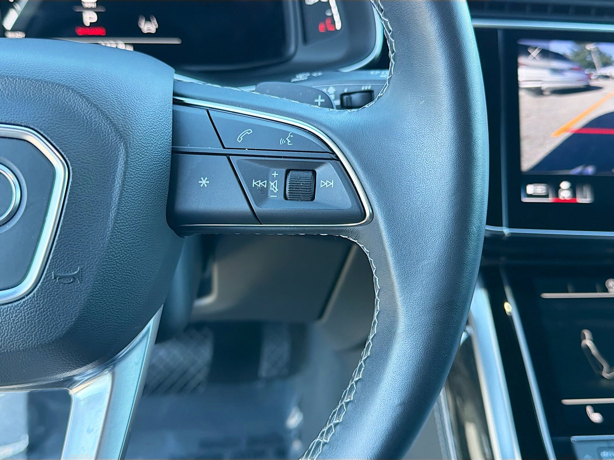 Certified 2025 Audi Q7 3.0T Premium Plus image 39