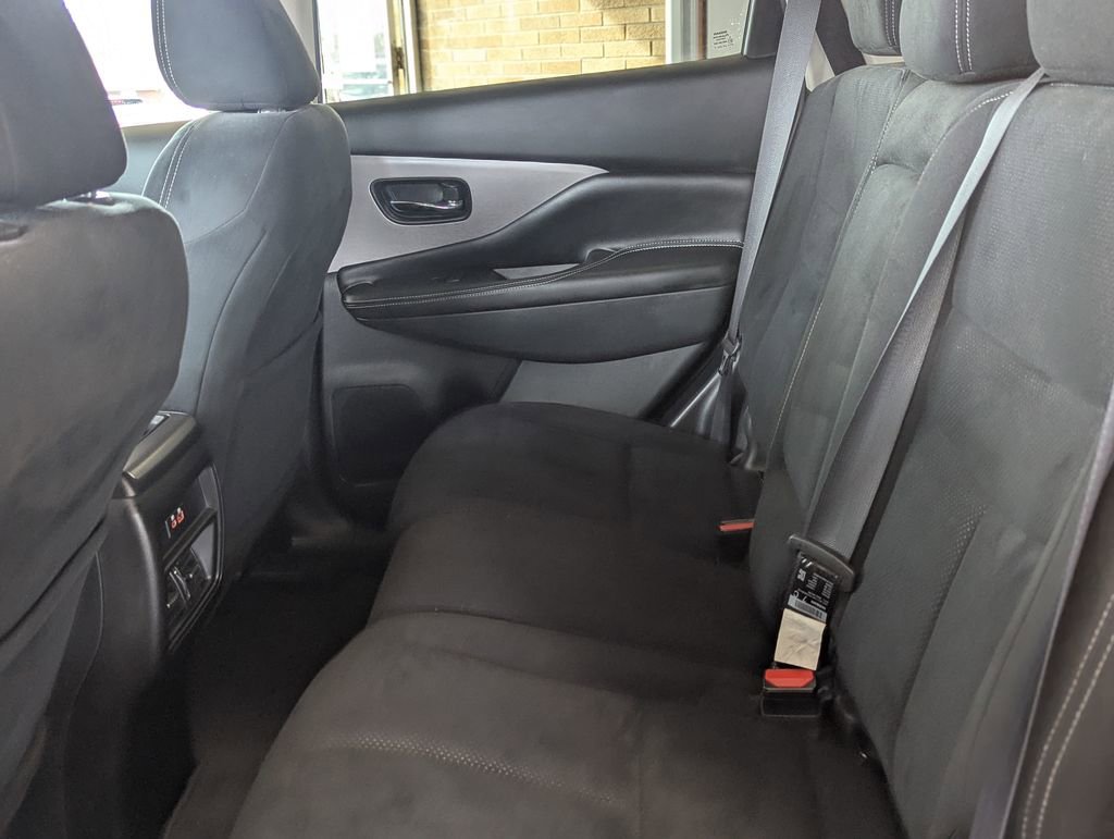 Used 2021 Nissan Murano SV image 25